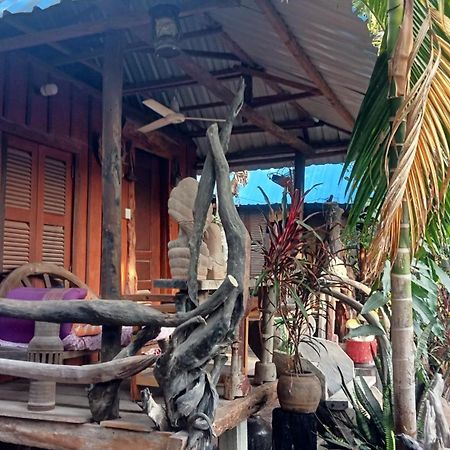 Kakrona Pouk Homestay Siem Reap Bagian luar foto