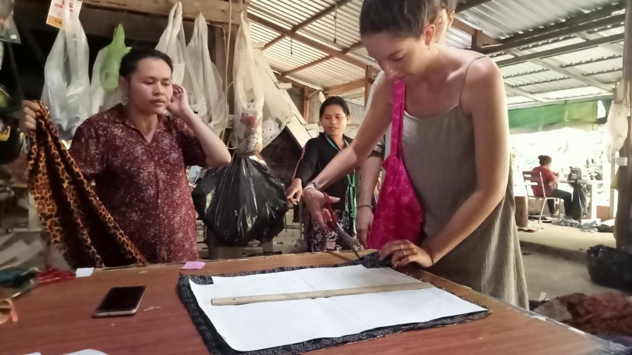 Kakrona Pouk Homestay Siem Reap Bagian luar foto