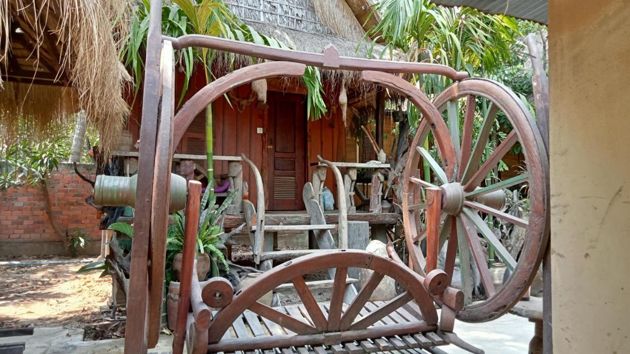 Kakrona Pouk Homestay Siem Reap Bagian luar foto