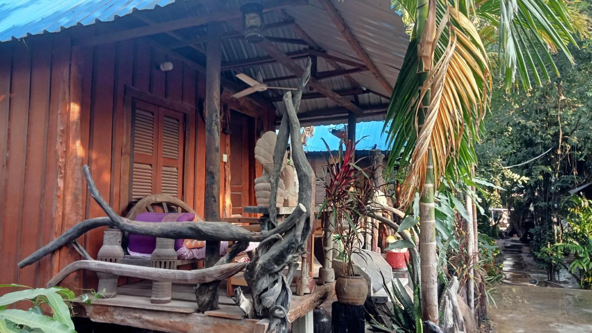 Kakrona Pouk Homestay Siem Reap Bagian luar foto